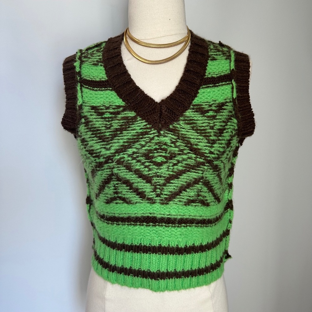 Urban Outfitters BDG Women's Green and Brown Jessa Sweater Vest Top